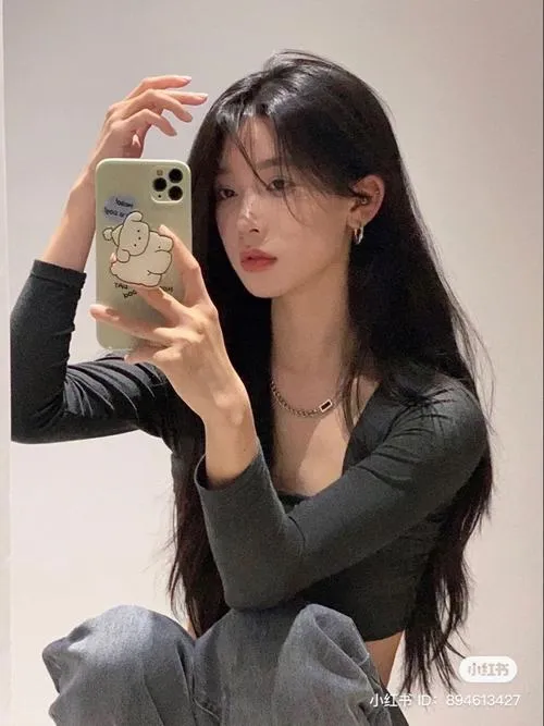 Ảnh chân dung nữ khắc họa vẻ đẹp Hàn Quốc