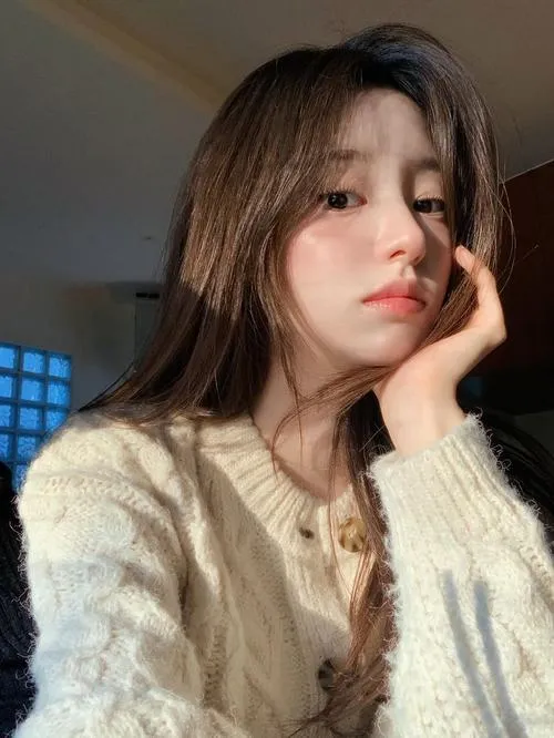 Ảnh gái xinh Hàn Quốc mang nét đẹp Á Đông rất tự nhiên