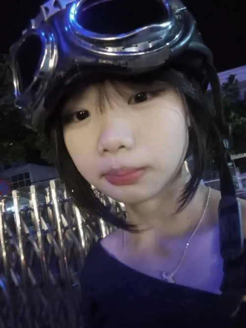 Trang phục k12 đơn giản phù hợp lứa tuổi học