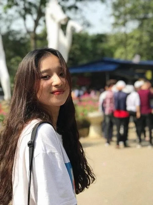 Ngắm gái xinh 2007 để thấy thanh xuân vẫn còn rất gần