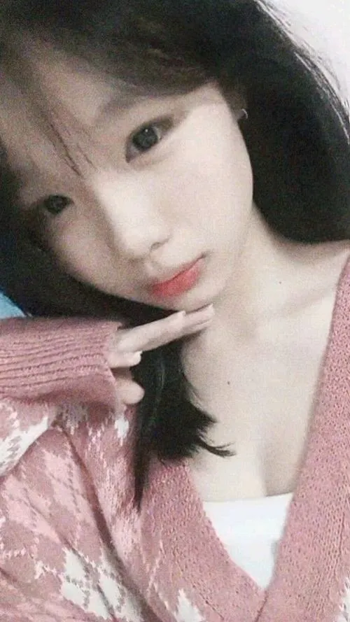 Vẻ gái teen 2009 hiện lên trẻ trung tươi tắn