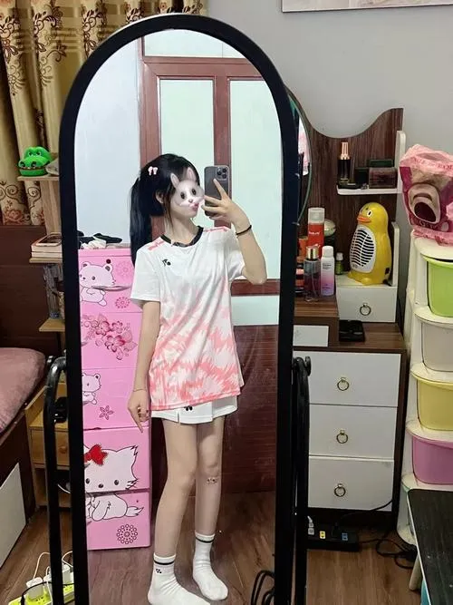 Ngắm ảnh gái xinh 2009 để cảm nhận trọn vẹn nét tuổi học trò