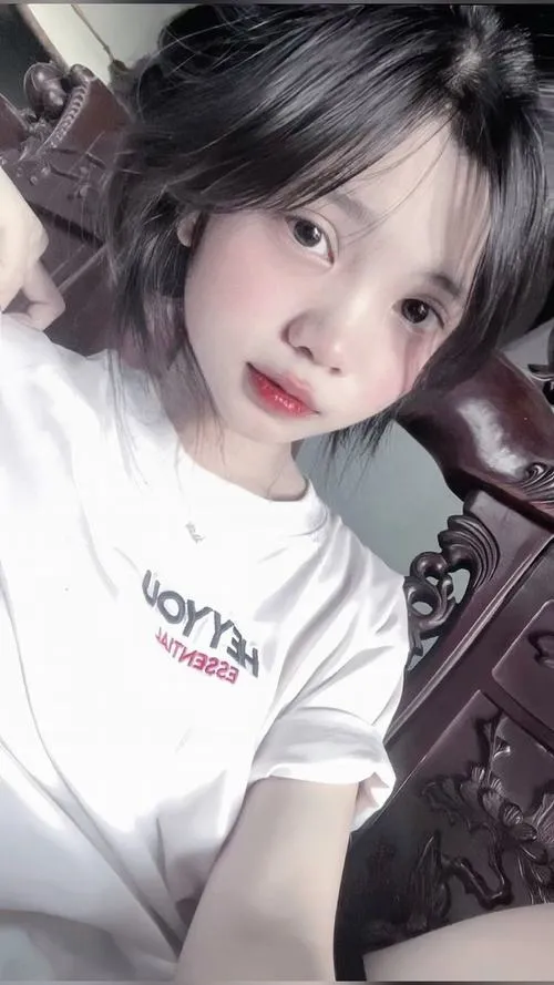 Nét nữ sinh k9 hòa cùng không khí đời thường