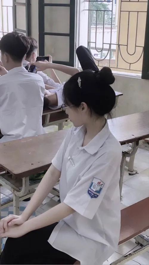 Bộ ảnh gái xinh 2009 che mặt ghi lại nét hồn nhiên rất khó tìm lại