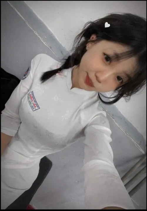 Tuổi học trò đi cùng thanh xuân nơi sân trường cấp 3