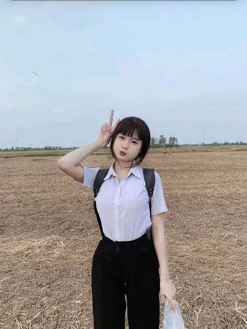 Nét thiếu nữ tuổi 16 tỏa vẻ đẹp trong sáng