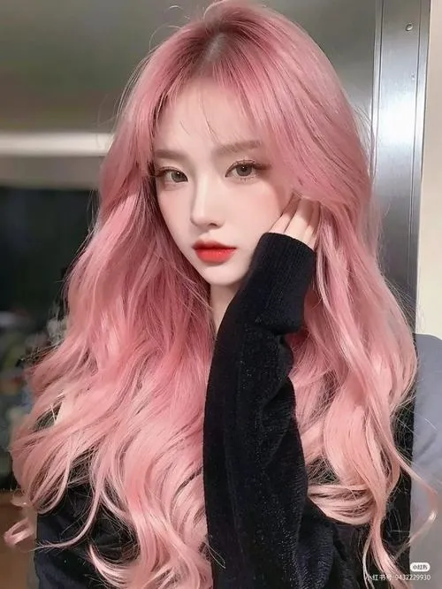 Style pinky trên gái xinh luôn có sức hút khó giải thích