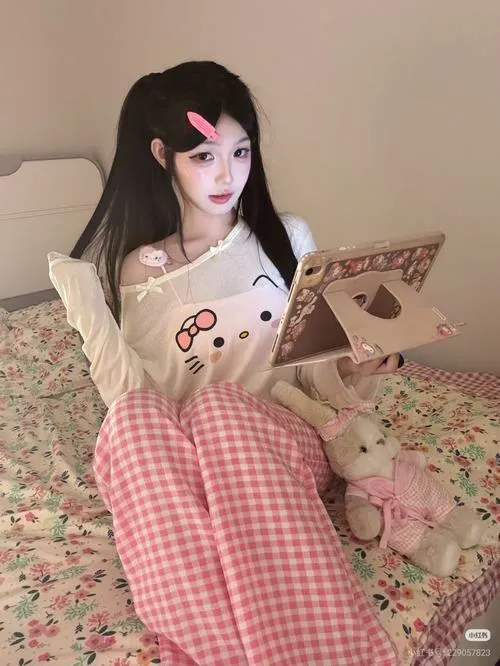 Concept gồm màu và ý tưởng hồng pastel dịu mắt