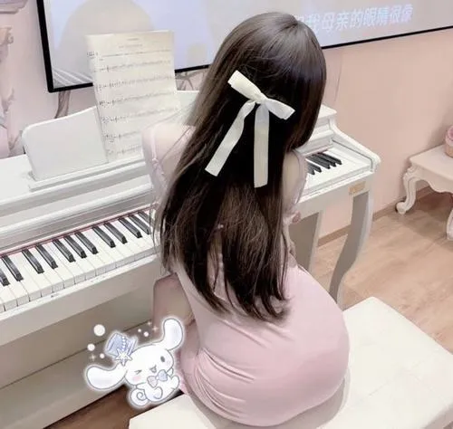 Pinky tạo cảm giác ngọt ngào cho nàng thơ