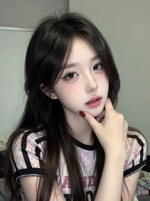 Vẻ đẹp ngầu của gái xinh trong concept lạnh đầy chất nghệ thuật