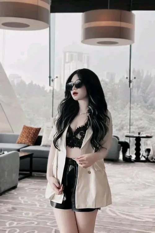 Phong cách girl lạnh lùng giúp ảnh gái xinh trở nên sắc sảo hơn