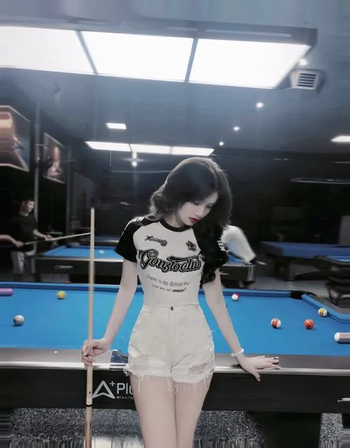 Minimalism tôn lên thần thái gái xinh