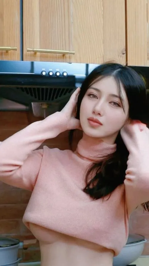 Gái xinh bộc lộ hấp dẫn trần trụi nhưng tinh tế