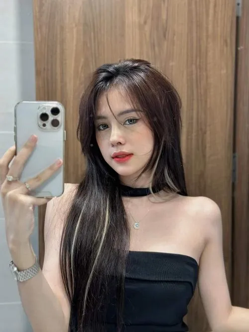 Nét phong cách cá nhân tạo nhận diện cho TikToker nữ nổi bật