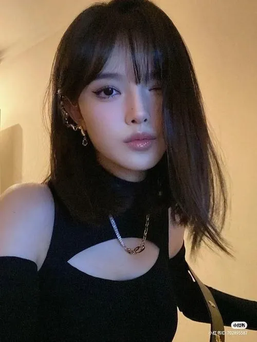 Gái xinh tóc ngắn và cảm giác tự do rất khó gọi tên