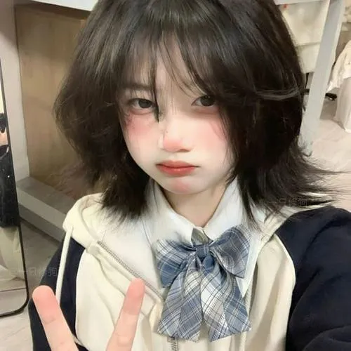 Khi tóc ngắn trở thành điểm nhấn nghệ thuật của nét đẹp đời thường