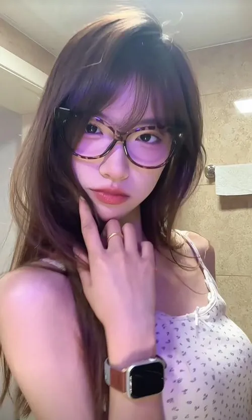 Vẻ đẹp cổ điển pha hiện đại của phụ nữ Trung Hoa