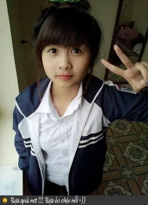 Chân dung nghệ thuật khắc họa vẻ đẹp đời thường đầy cảm xúc