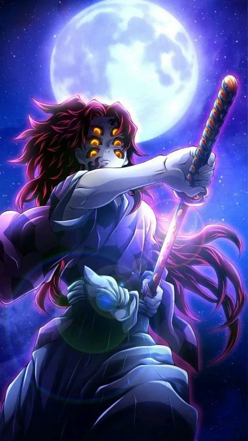 Ảnh 4K cảnh chiến dưới trăng xanh, Kokushibo vung kiếm tạo vệt trăng, khói mờ cuộn quanh người