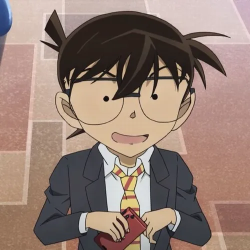 Ảnh hài Conan Edogawa đứng chỉnh cà vạt, ánh mắt soi xét nghi ngờ đầy sắc sảo.