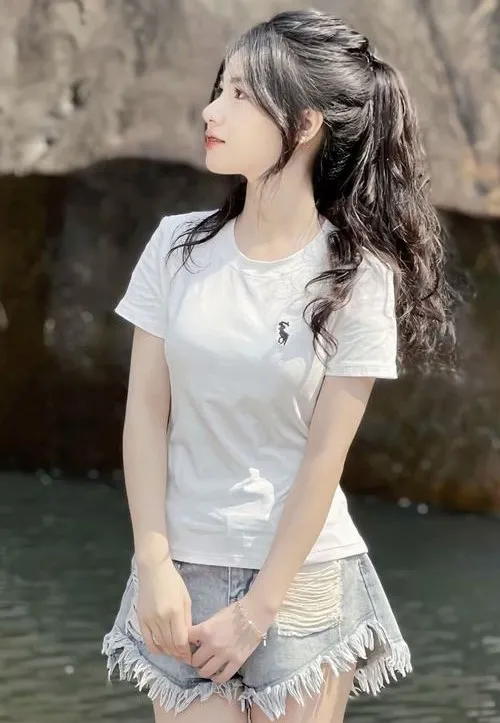 Chi tiết ánh mắt tạo điểm nhấn cho nhiếp ảnh chân dung nữ sinh