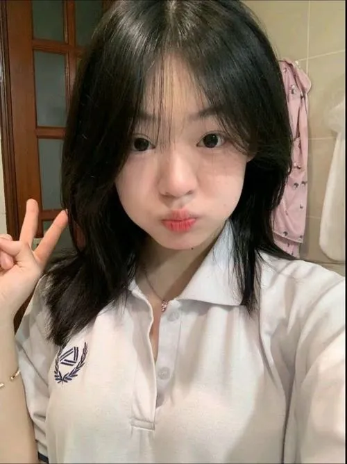 Phong cách ảnh nữ sinh cá tính dành cho ai thích nét đẹp khác biệt