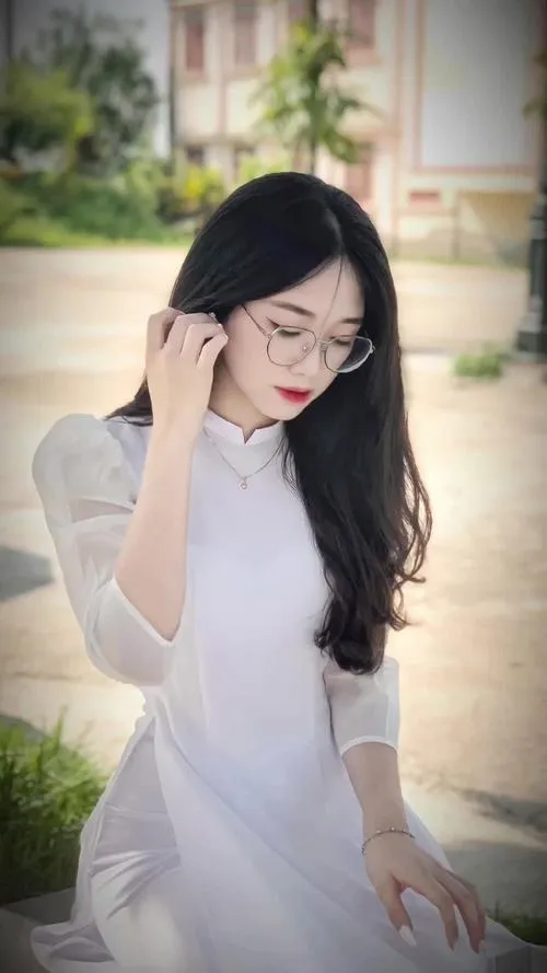 Trẻ trung hòa quyện cùng thần thái sinh viên năm nhất