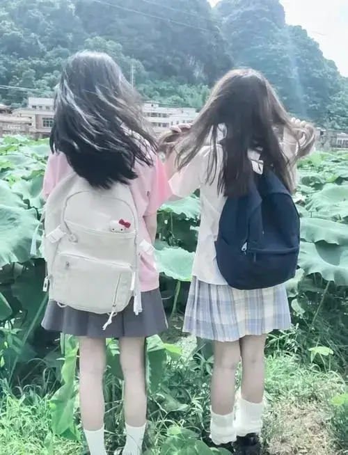 Nụ cười tự nhiên tạo cảm giác dễ mến trong ảnh girl xinh k11