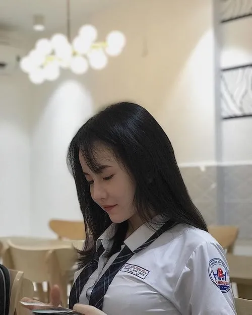 Vẻ đẹp tự nhiên hiện lên qua ảnh gái xinh 2011 rất ngọt ngào