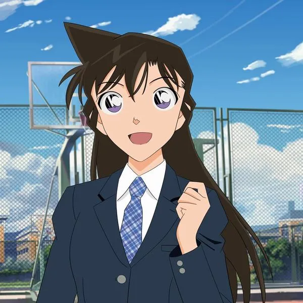 Ảnh đẹp Ran Mori bước nhanh trong hành lang, tóc bay, tông lạnh, nét viền rõ, cảm giác năng động