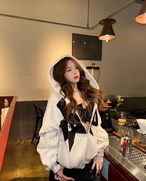 Hình thả tim liên tục làm kéo view mạnh mẽ