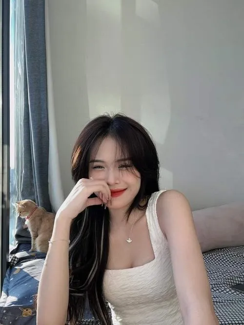 Tuyển chọn gương mặt xinh với phong cách dễ thương