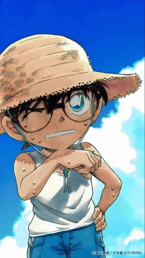 Ảnh Conan đội mũ rơm, nền xanh mát, cười nhẹ tinh nghịch như đi dã ngoại