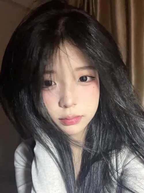 Selfie gái xinh vẻ đẹp đời thường nhìn lâu không chán