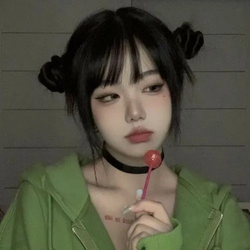 Avatar dễ thương phông nền sáng giúp màu da hài hòa ánh sáng