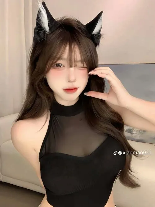 Gái xinh cosplay giữa cộng đồng cosplay phong cách nghệ thuật