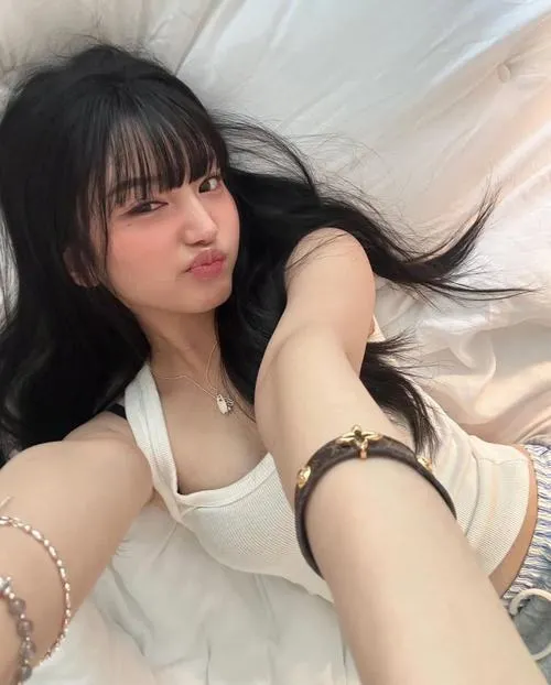 Body nhỏ nhắn mang vẻ đáng yêu baby