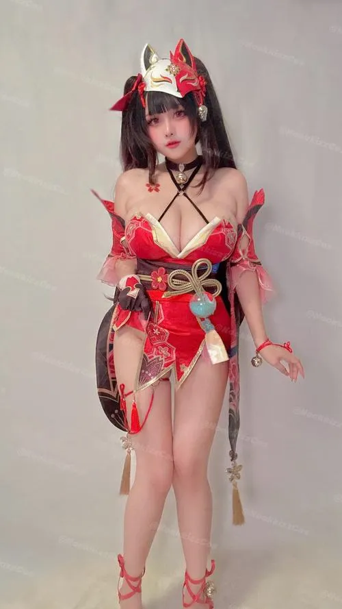 Gái xinh cosplay khoe tạo hình sáng tạo đầy cuốn hút