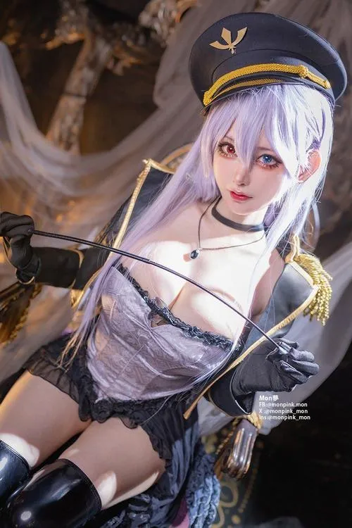 Gái xinh hóa thân nhân vật hentai qua tạo dáng nghệ thuật tinh tế