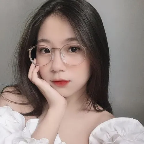 Ánh sáng tự nhiên giúp gương mặt gần gũi