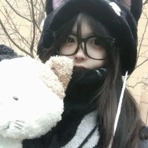 Một ảnh chân dung giấu mặt đầy chất nghệ thuật