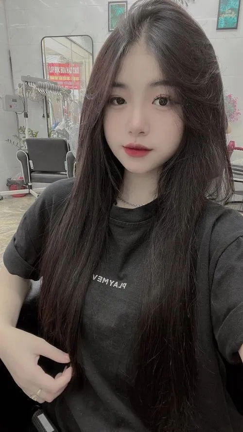 Ảnh gái xinh tóc dài và cảm giác mềm mại lan tỏa qua từng khung hình