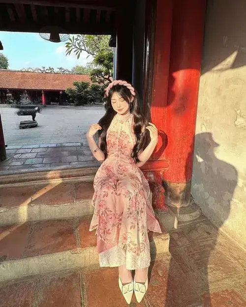 Gái xinh trong bộ ảnh Tết ngập ánh sáng xuân