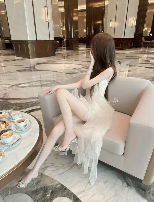 Hotgirl mạng xã hội xây dựng phong cách cá nhân rõ