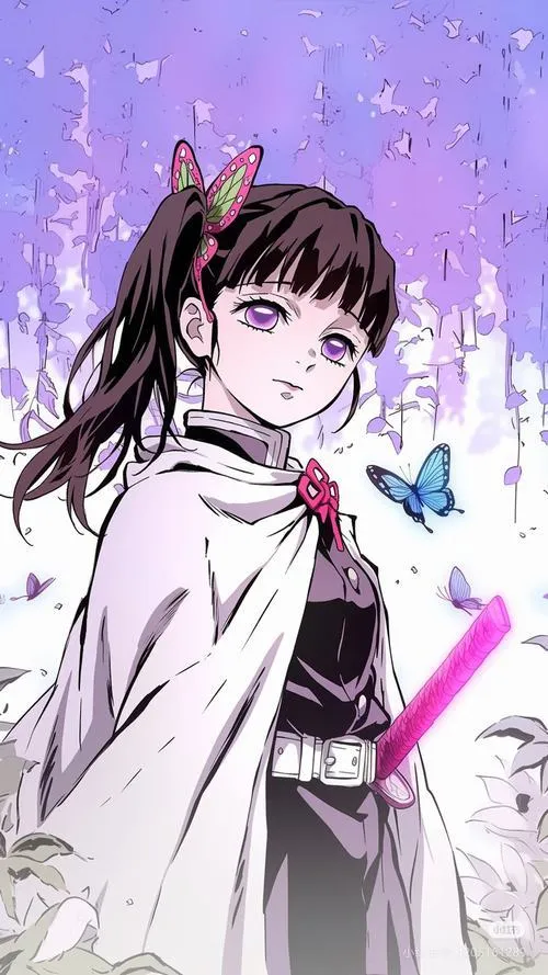 Mê ngay Kanao áo choàng trắng giữa nền tím lạnh, chi tiết bướm nhỏ khiến tổng thể rất chất