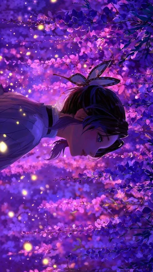 Shinobu giữa thảm tím loang, không gian thơ nhưng vẫn có độ căng ngầm