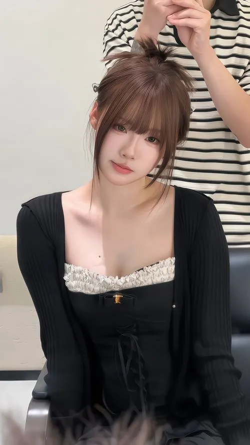 Tự nhiên hiện rõ qua trang phục đời thường