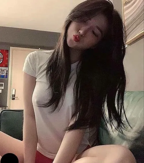 Nhiếp ảnh chân dung giữ trọn thần thái mộc của con gái Việt