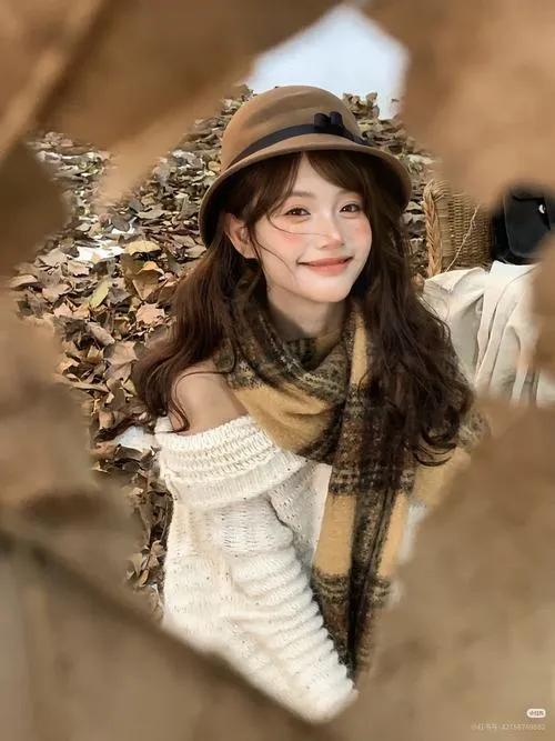 Gái xinh bước vào ảnh concept với vibe nhẹ nhàng