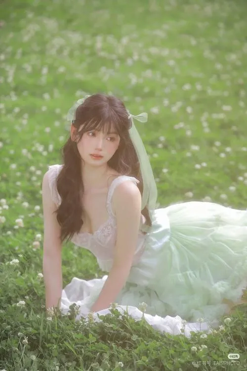 Beauty blogger ghi dấu bằng ảnh selfie tự nhiên